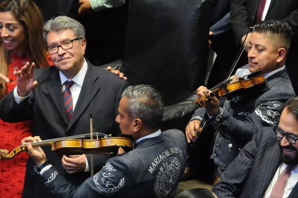 RECONOCEN EL TRABAJO DE RICARDO MONREAL EN EL SENADO