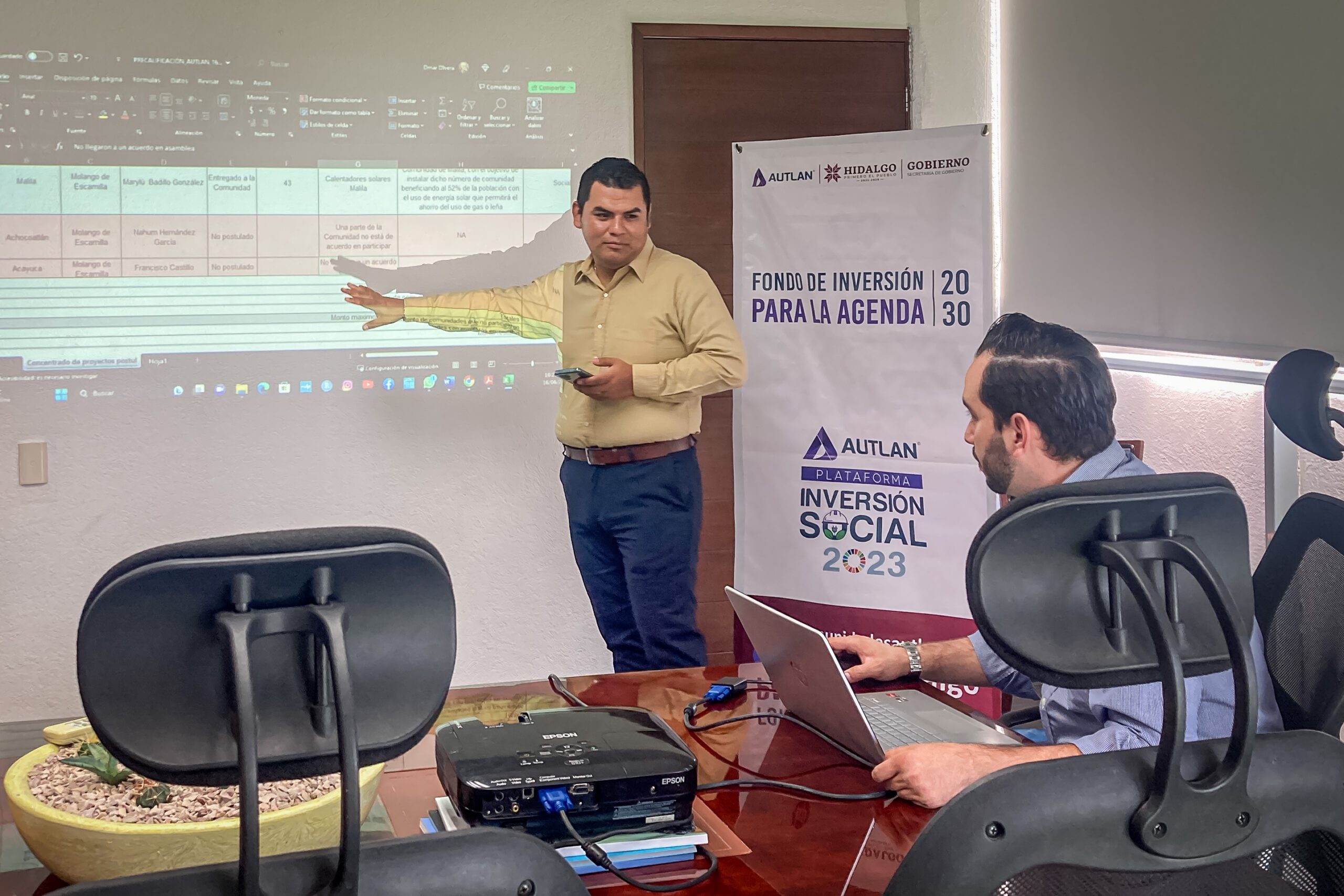 IMPULSAN GOBIERNO DE HIDALGO Y EMPRESA AUTLÁN DESARROLLO COMUNITARIO EN LA SIERRA