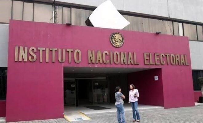 “REDUCIR EL COSTO DE LOS COMICIOS”: RICARDO MONREAL