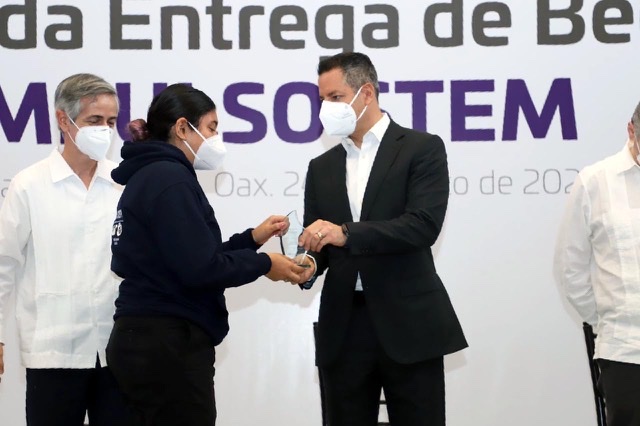 “EL MÁS GRANDE PODER DE LA SOCIEDAD ES EL CONOCIMIENTO”: MURAT