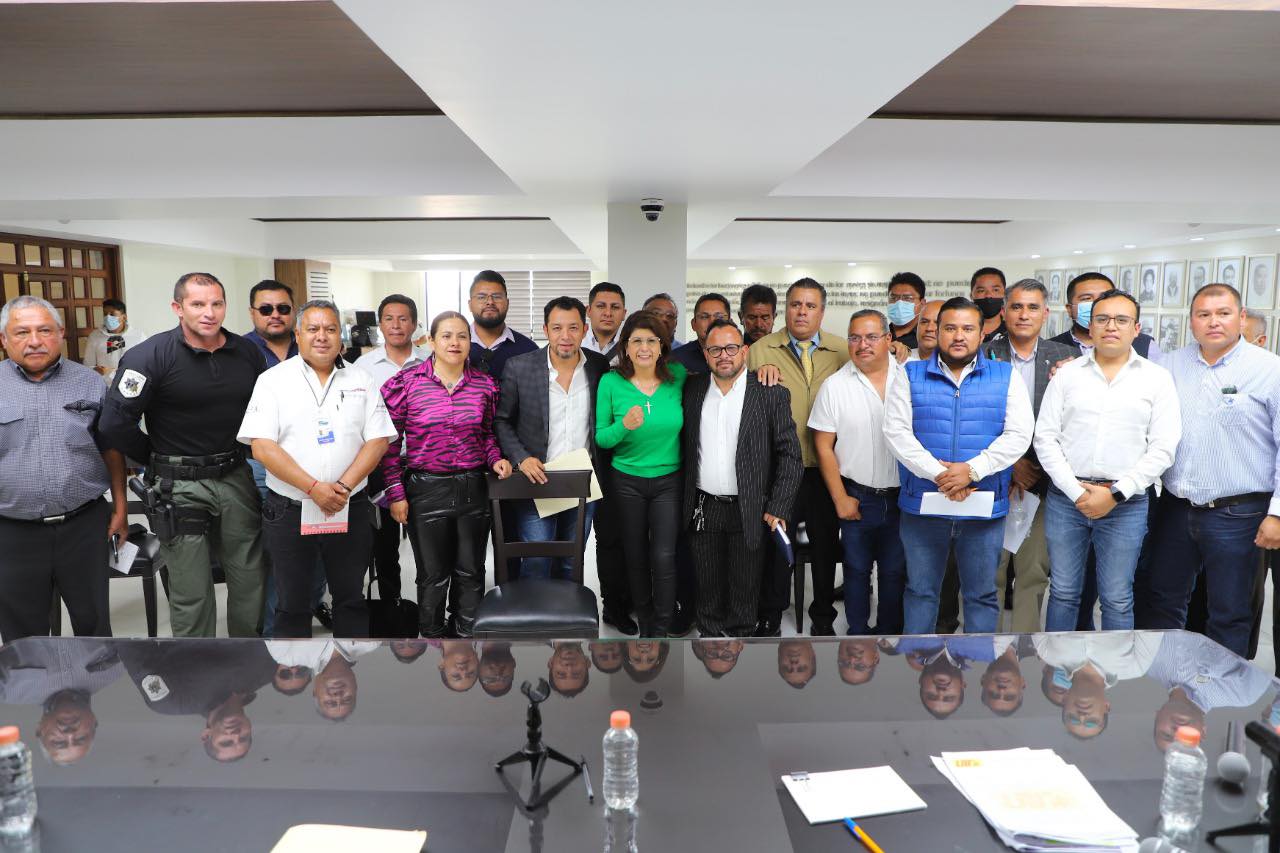 IRÁN A CLASES 3 MIL CHOFERES DE TRANSPORTE PÚBLICO DE PASAJEROS EN TECÁMAC