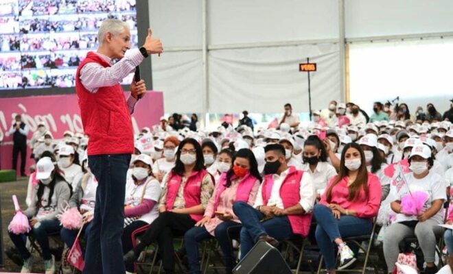 ENTRE CARAS PÁLIDAS Y ‘SALARIO ROSA’ PÁLIDO