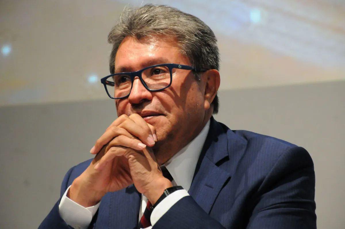 INFORMA RICARDO MONREAL QUE SENADO REVISA REFORMA SOBRE CAPITALIZACIÓN DEL FONDO DE ESTABILIZACIÓN