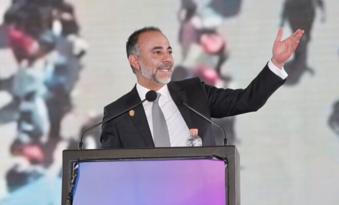 “TRANCAZOS, NO ABRAZOS”: FERNANDO FLORES