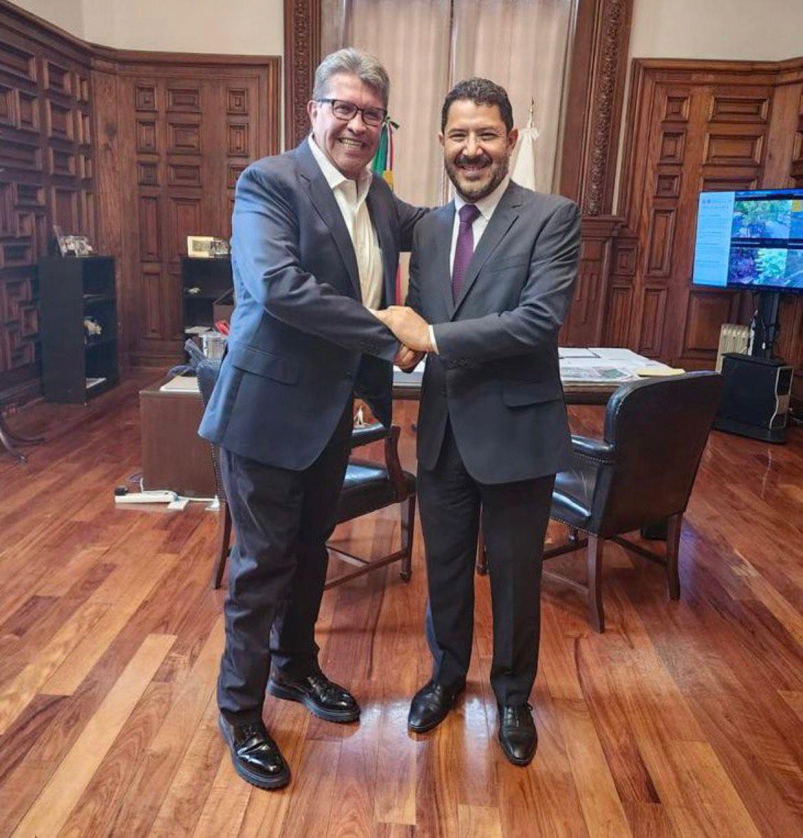 PRESUMEN UNIDAD RICARDO MONREAL Y MARTÍ BATRES