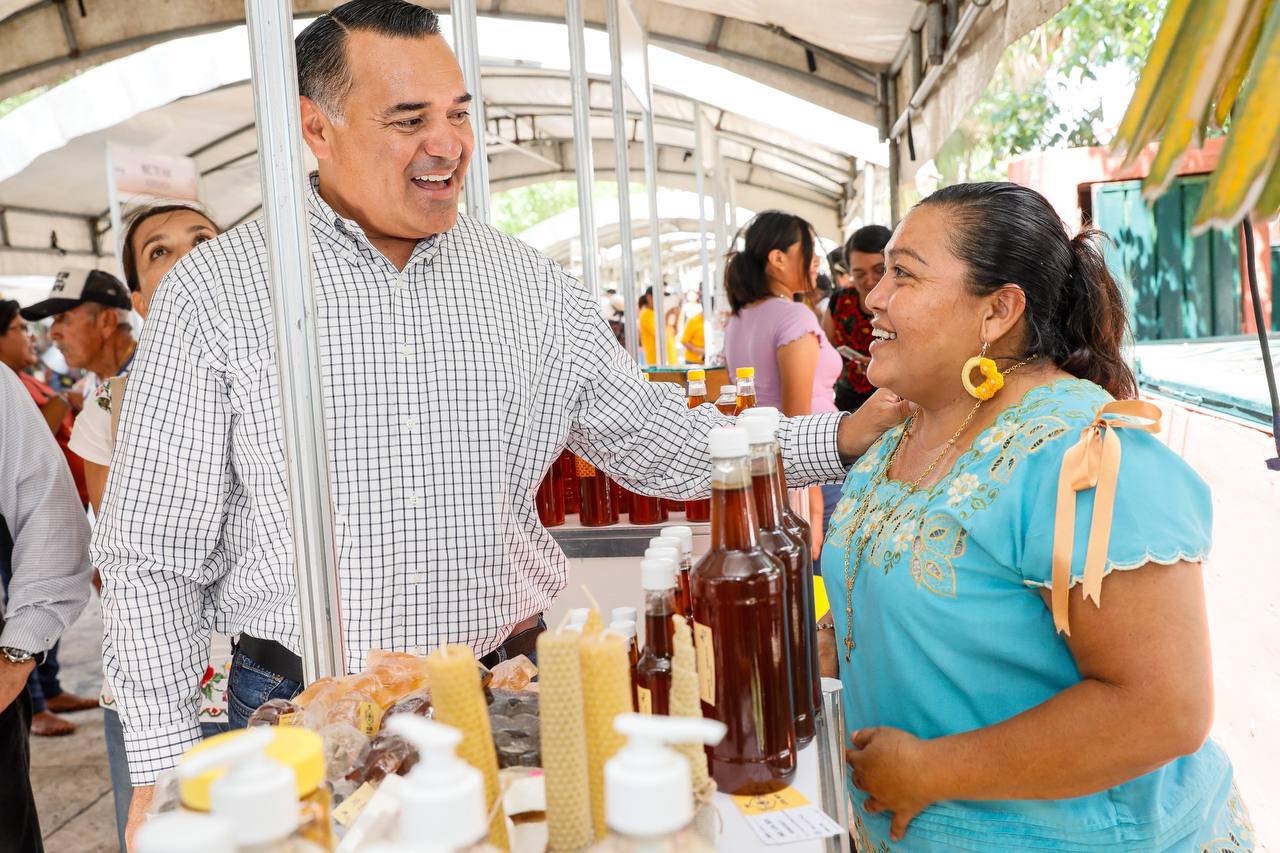 CONSOLIDA RENÁN BARRERA EL DESARROLLO ECONÓMICO DE LOS MERCADOS