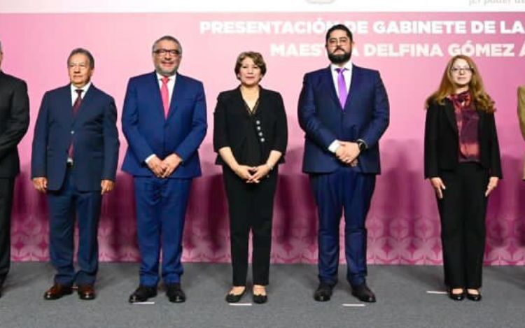 EL DE DELFINA ES UN GABINETE SIN NIVEL NI EXPERIENCIA