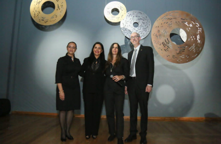 INAUGURA RECTOR DE LA UAEM EXPOSICIÓN ‘COSMOLOGÍAS’