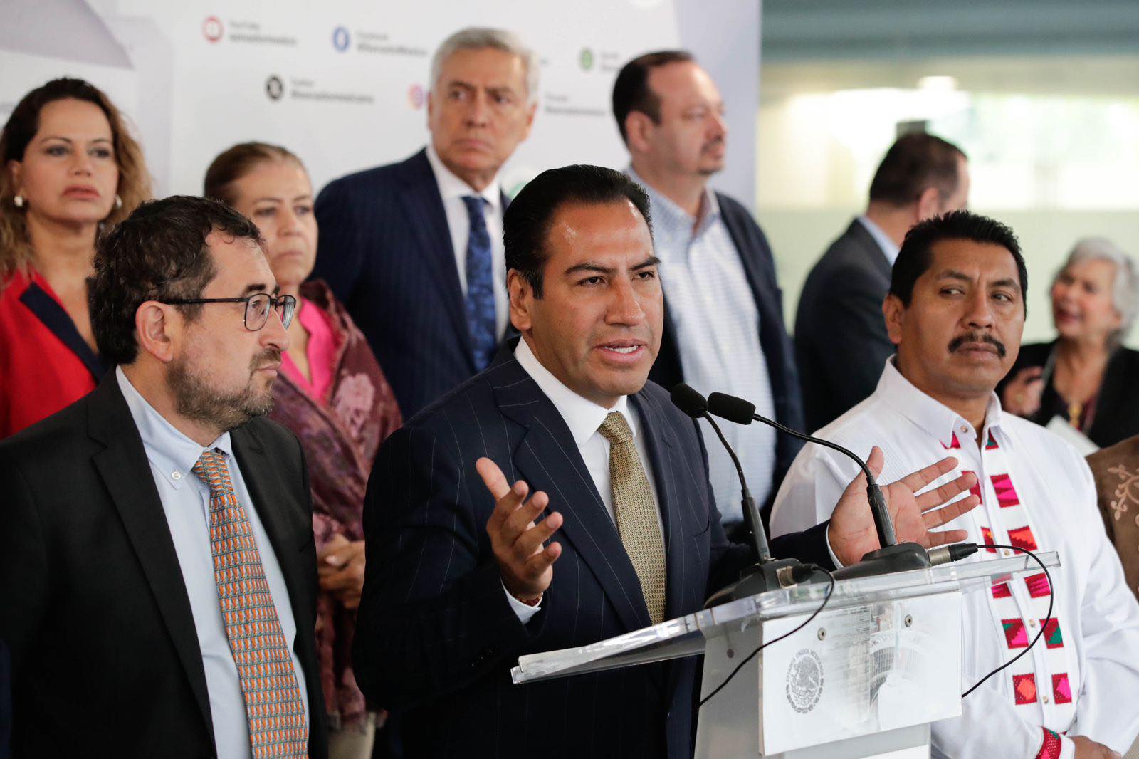 RECHAZA EDUARDO RAMÍREZ USO ELECTORAL DEL CURP