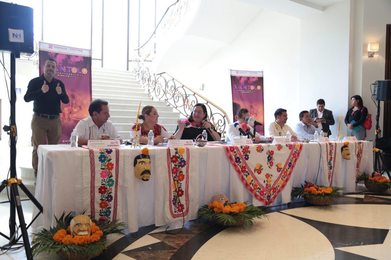 PRESENTA HIDALGO CARTELERA DEL XANTOLO 2023 EN EL COMPLEJO CULTURAL LOS PINOS