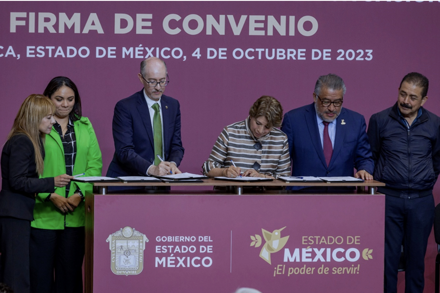 PRIMER ACERCAMIENTO ENTRE DELFINA GÓMEZ Y LA UAEM