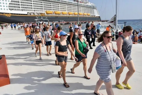 RECIBE QUINTANA ROO MÁS DE 100 CRUCEROS EN LAS PRIMERAS DOS SEMANAS DE 2024
