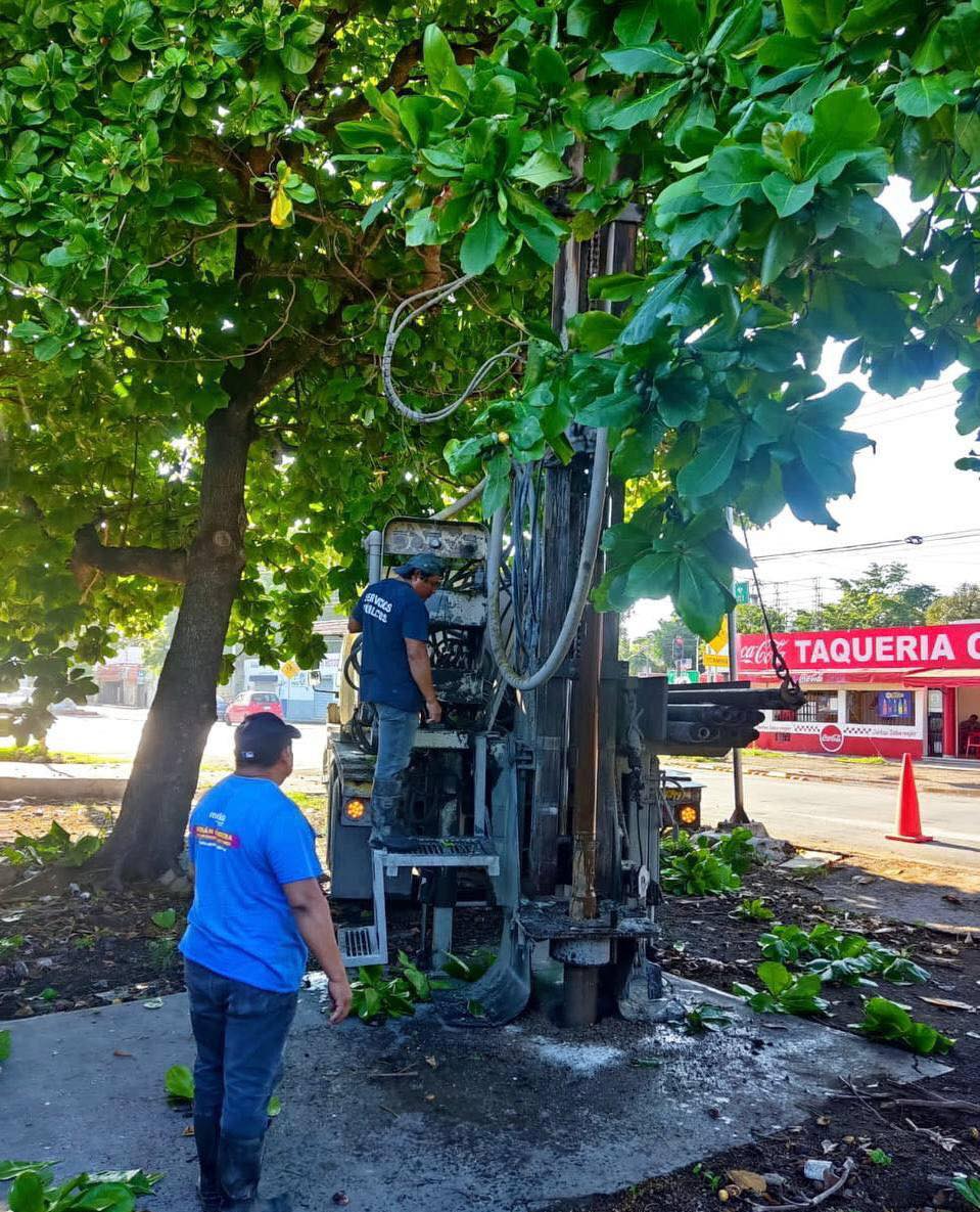 MANTIENE GUARDIA CONSTANTE EL AYUNTAMIENTO DE MÉRIDA PARA ATENDER REPORTES CIUDADANOS POR FUERTES VIENTOS