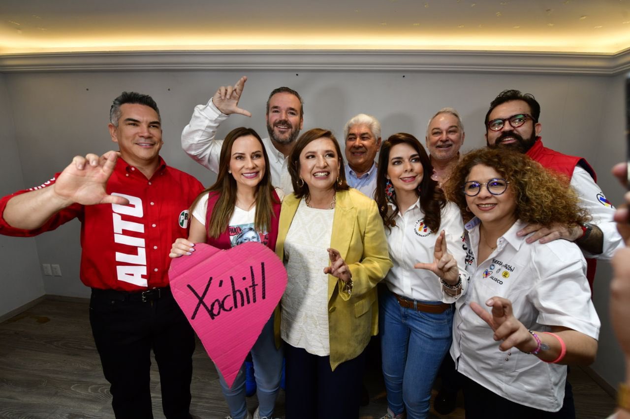 “XÓCHITL PODRÁ RESOLVER LOS PROBLEMAS DE MÉXICO”: ALEJANDRO MORENO