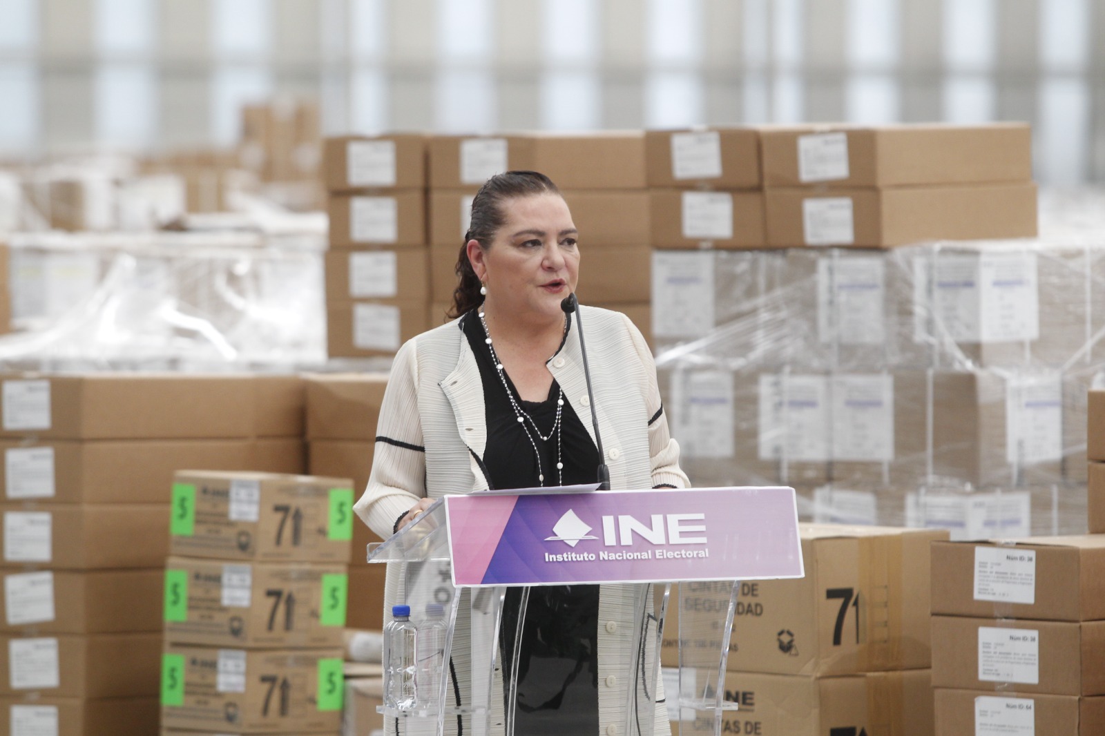 EL INE YA NO SIRVE PARA NADA