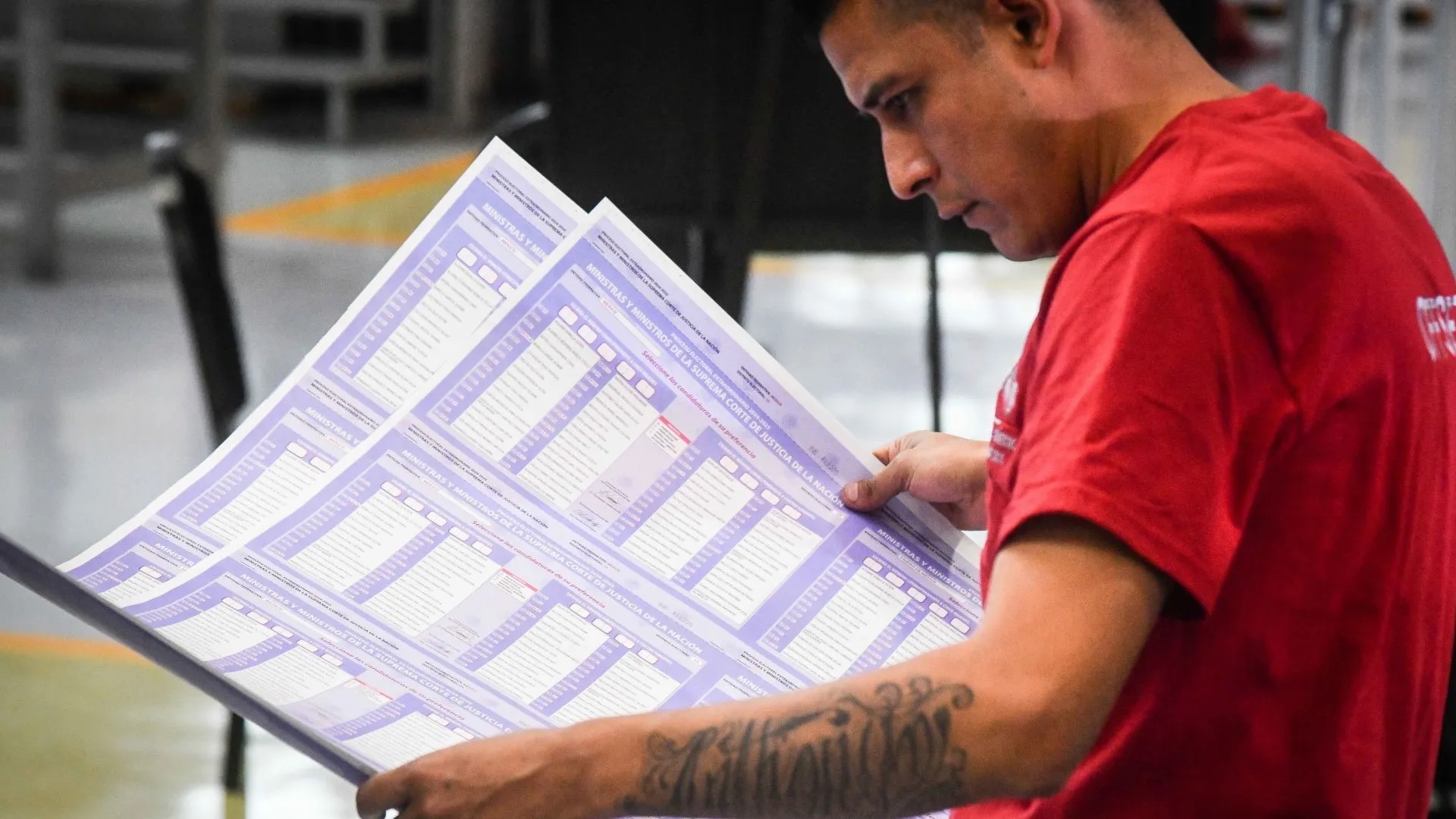 UNA ELECCIÓN ENIGMÁTICA