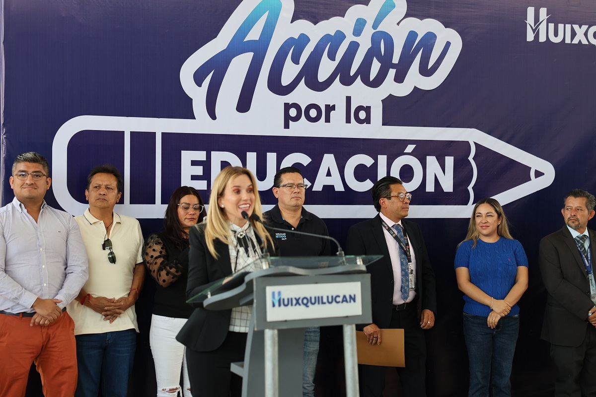 INAUGURA HUIXQUILUCAN TECHUMBRE EN BENEFICIO DE MÁS DE 220 ESTUDIANTES DE PALO SOLO