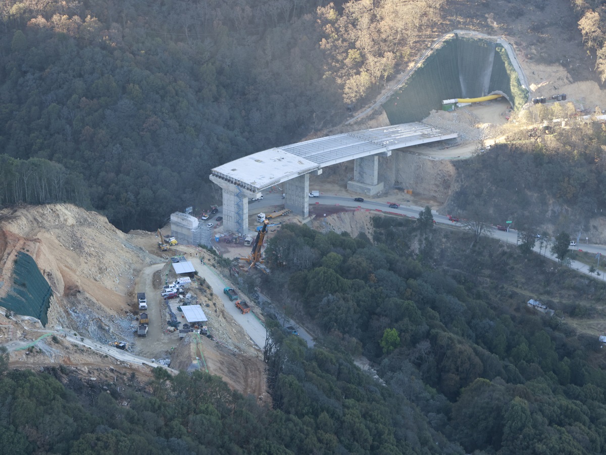 INICIA GOBIERNO DE HIDALGO OBRAS EN TRAMO DE LA CARRETERA TAMAZUNCHALE-HUEJUTLA