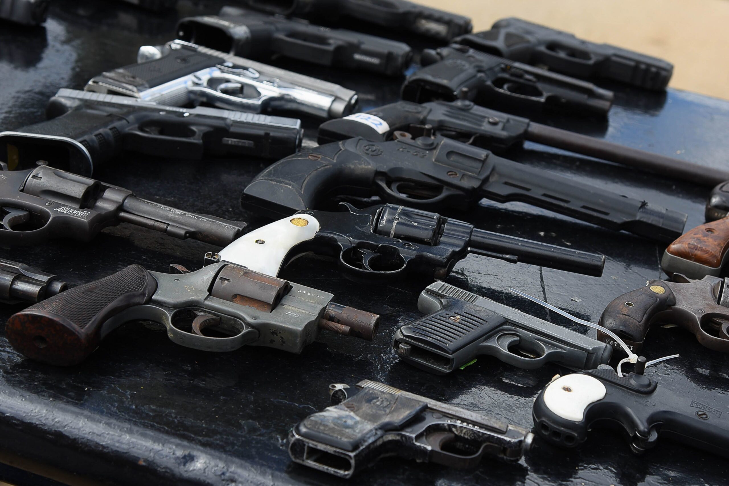 LA IZQUIERDA MILITARIZA A MÉXICO