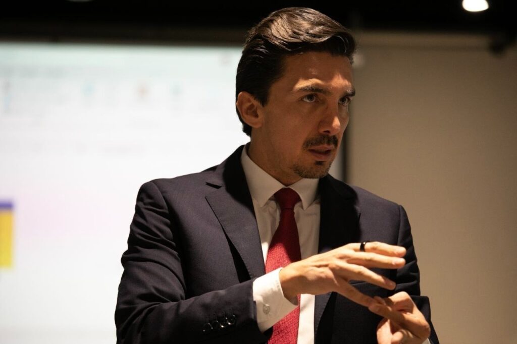 MÁS ‘ESQUELETOS EN EL CLÓSET’ DEL SNAC