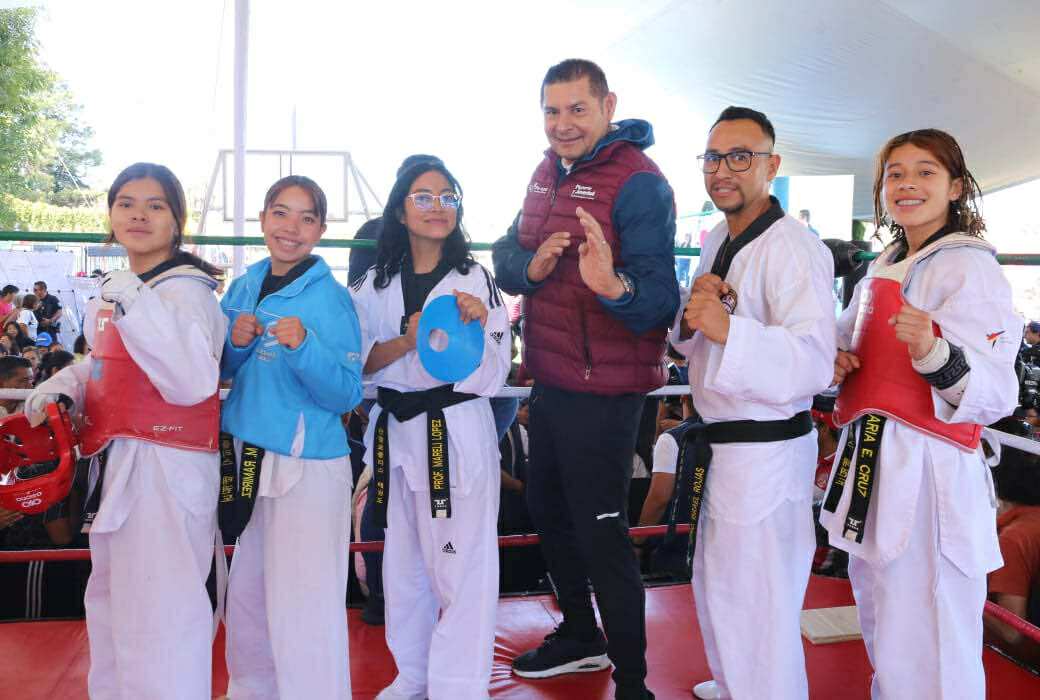 “EN PUEBLA TEJEMOS PAZ E IMPULSAMOS LIDERAZGOS CON EL DEPORTE COMO POLÍTICA DE ESTADO”: ALEJANDRO ARMENTA