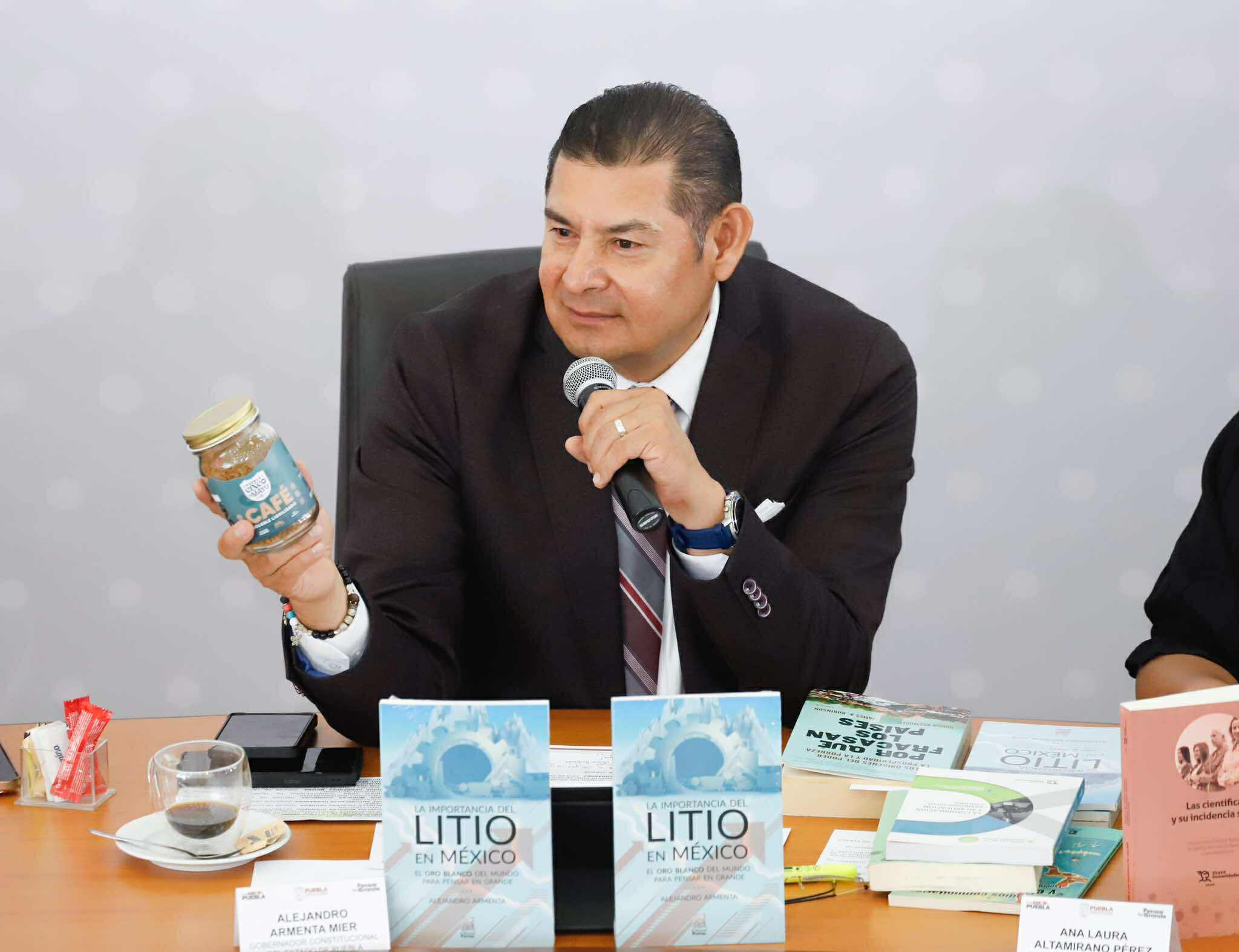 “CIENCIA Y TECNOLOGÍA, MOTORES DEL DESARROLLO; EN PUEBLA SUMAMOS 14 PROYECTOS DEL ‘PLAN MÉXICO’”: ALEJANDRO ARMENTA