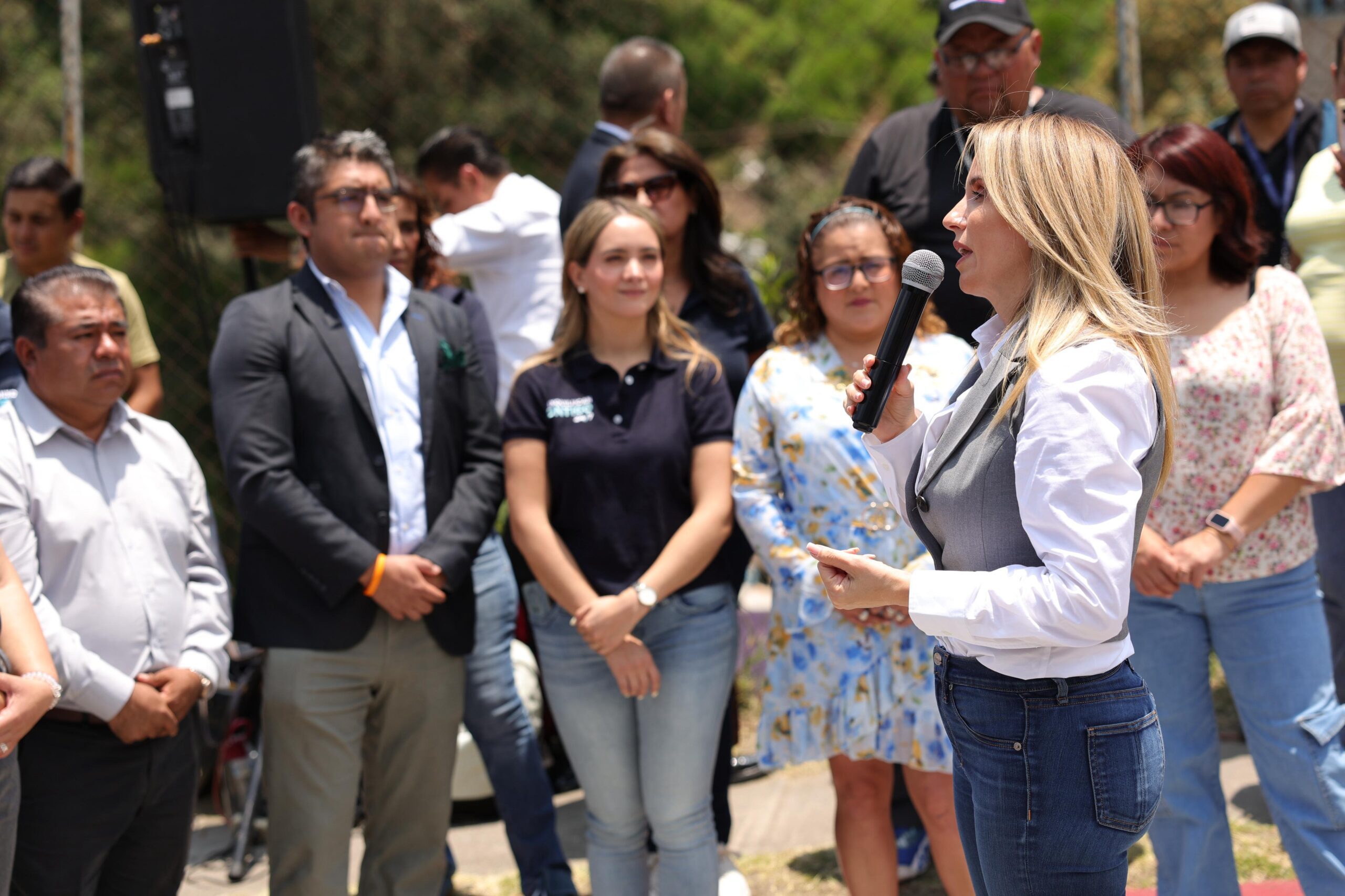 MEJORA HUIXQUILUCAN CONECTIVIDAD CON REPAVIMENTACIÓN DE VIALIDAD DE LA BARRANCA HUEYETLACO