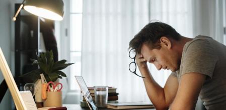 EL ‘SÍNDROME DE BURNOUT’ PUEDE PROVOCAR SUICIDIOS EN ESTUDIANTES