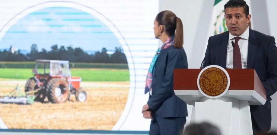 SE PRESENTA DECRETO EN APOYO A PEQUEÑOS PRODUCTORES AGRÍCOLAS; SE DESPRIVATIZAR 4 MIL MILLONES M3 DE AGUA