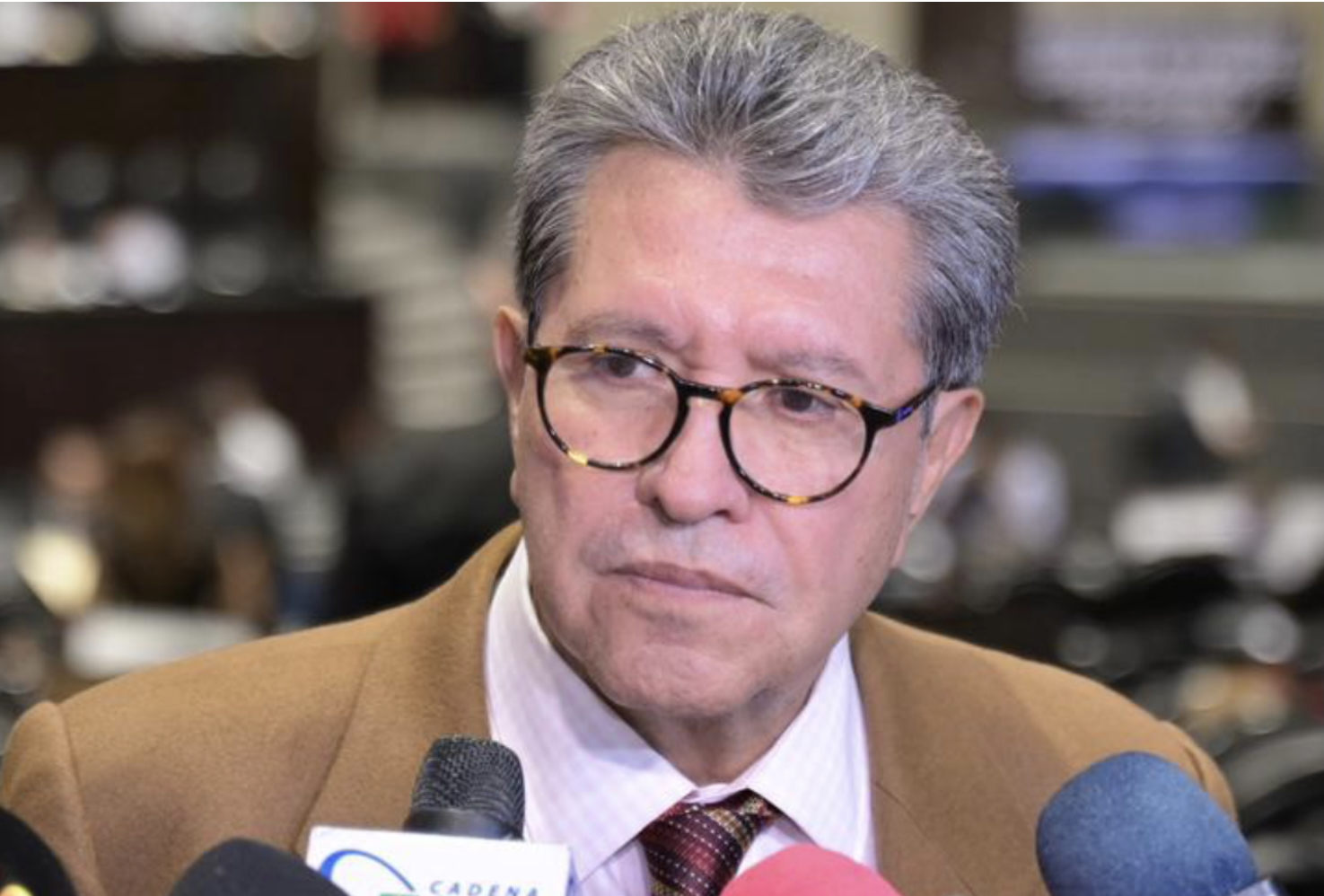 “REFORMAS A LA LEY DE AMPARO RESPETAN LA NO RETROACTIVIDAD”, RICARDO MONREAL