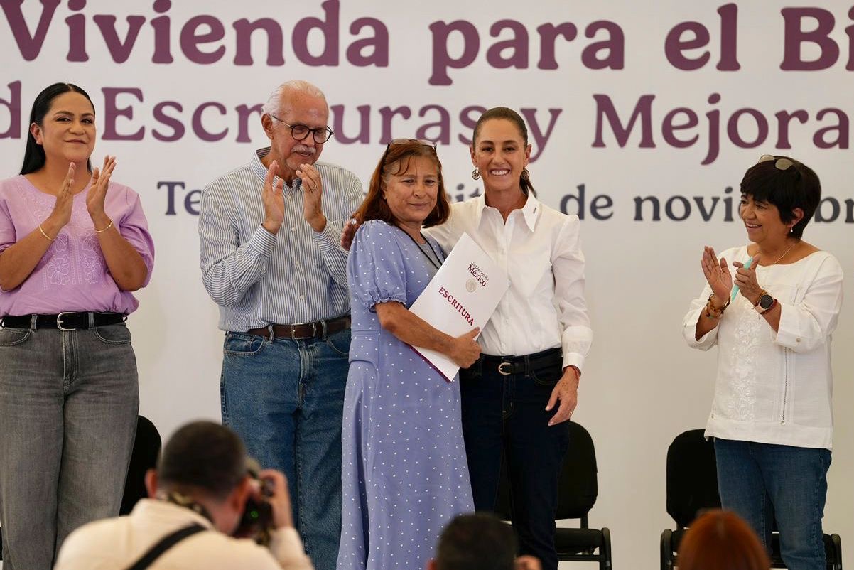 ENTREGA CLAUDIA SHEINBAUM 510 ESCRITURAS Y CONSTANCIAS DE REDUCCIÓN EN TEPIC: ‘SE ESTÁ HACIENDO POR JUSTICIA’
