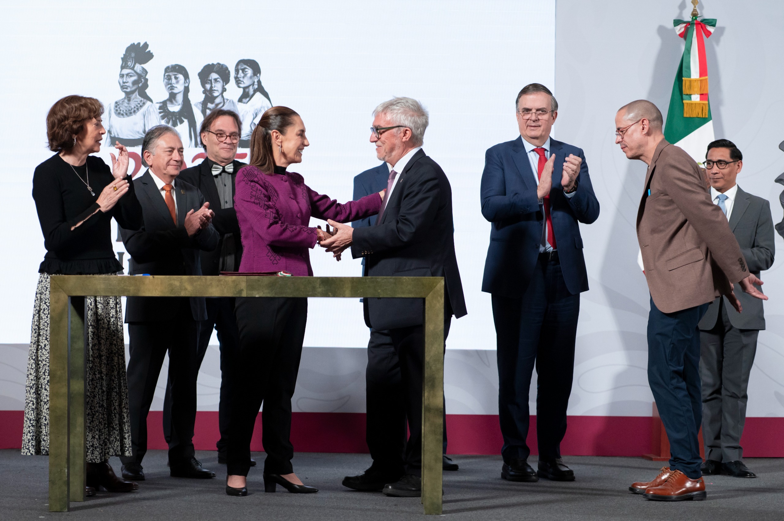 PRESENTA CLAUDIA SHEINBAUM CLÚSTER NACIONAL Y CENTRO MEXICANO DE SUPERCÓMPUTO