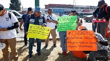 FRACASA PROTESTA DE GRUPO MINORITARIO DE LOS CUSAEM EN TOLUCA