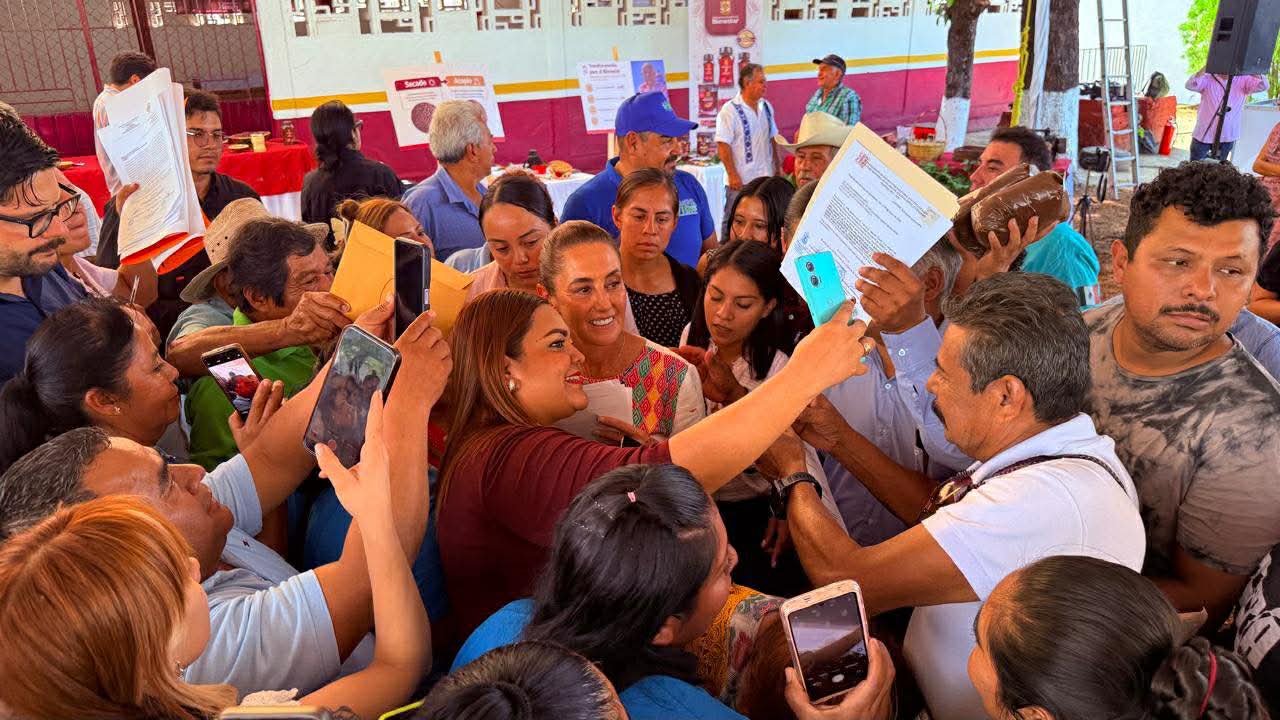 PRODUCTORES DE CAFÉ EN GUERRERO MUESTRAN SU APOYO A LA PRESIDENTA SHEINBAUM