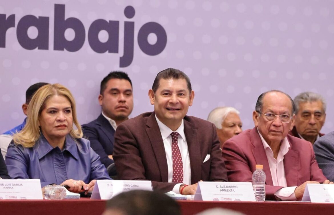 LLAMA ALEJANDRO ARMENTA A FORTALECER EL SEGUNDO AÑO DE SU ADMINISTRACIÓN CON COMPROMISO Y HONESTIDAD