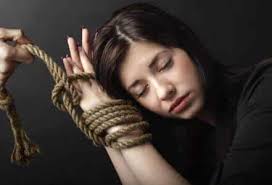 EL SÍNDROME DE ESTOCOLMO, PRESENTE EN VÍCTIMAS DEL MACHISMO