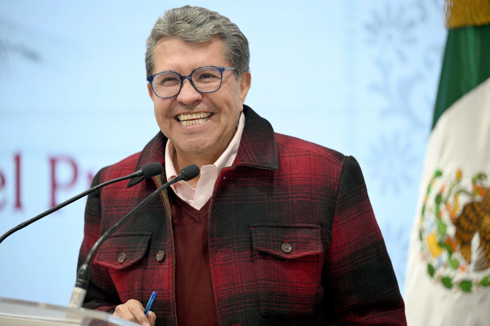 “LA PRESIDENTA HA SABIDO ENFRENTAR PRESIONES Y PRETENSIONES DE ESTADOS UNIDOS CON DIGNIDAD Y FIRMEZA”: RICARDO MONREAL