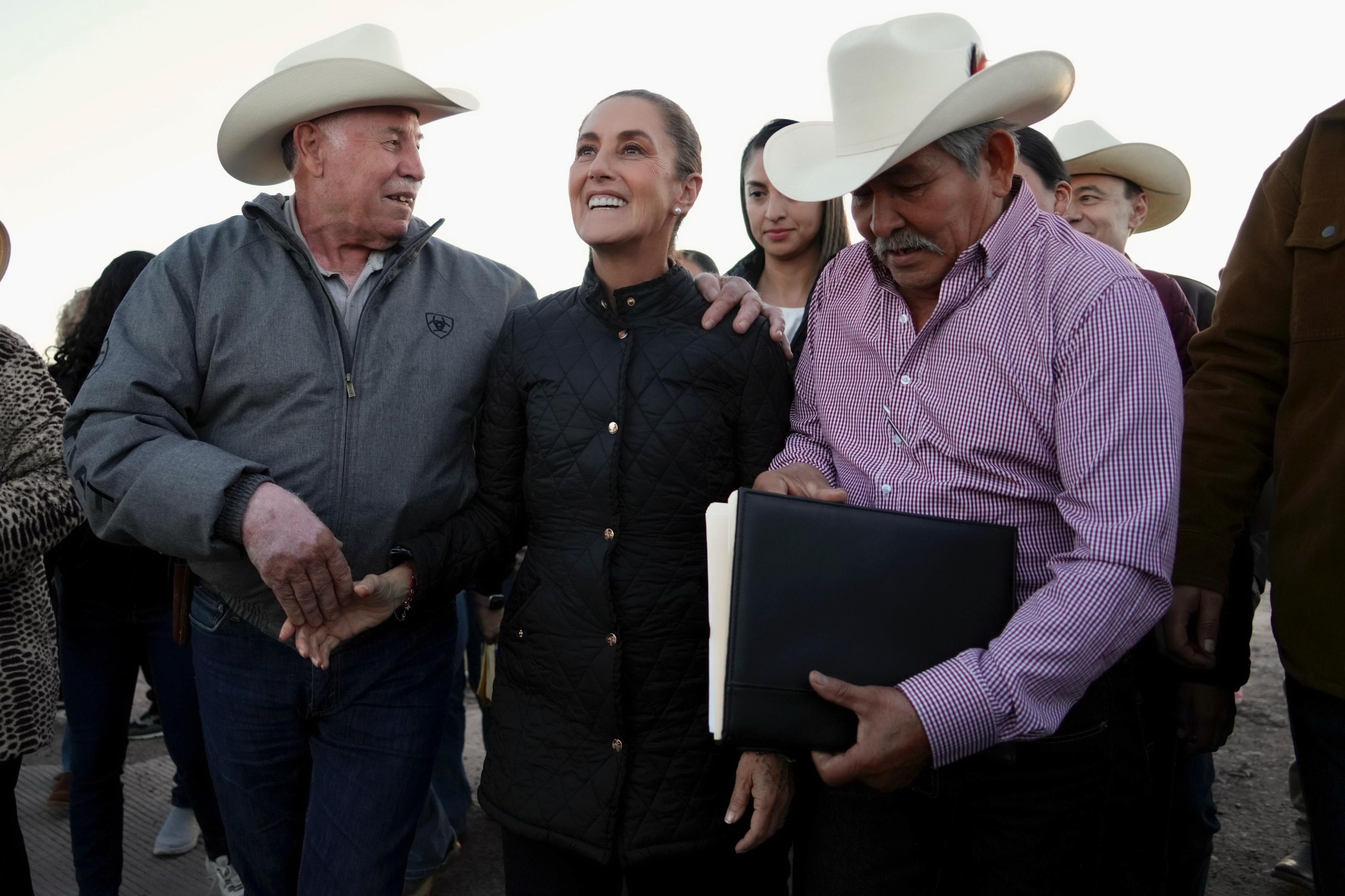 INAUGURA CLAUDIA SHEINBAUM CARRETERA BAVISPE-NUEVO CASAS GRANDES QUE CONECTA A SONORA Y CHIHUAHUA