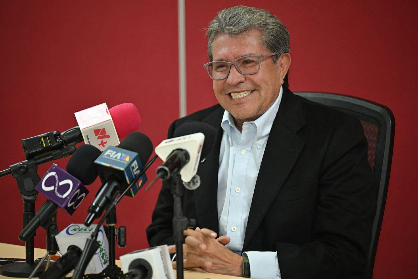 PREVÉ RICARDO MONREAL QUE ENTRE EL 24 Y 25 DE FEBRERO SE DISCUTA Y APRUEBE REDUCCIÓN DE HORAS DE LA JORNADA LABORAL