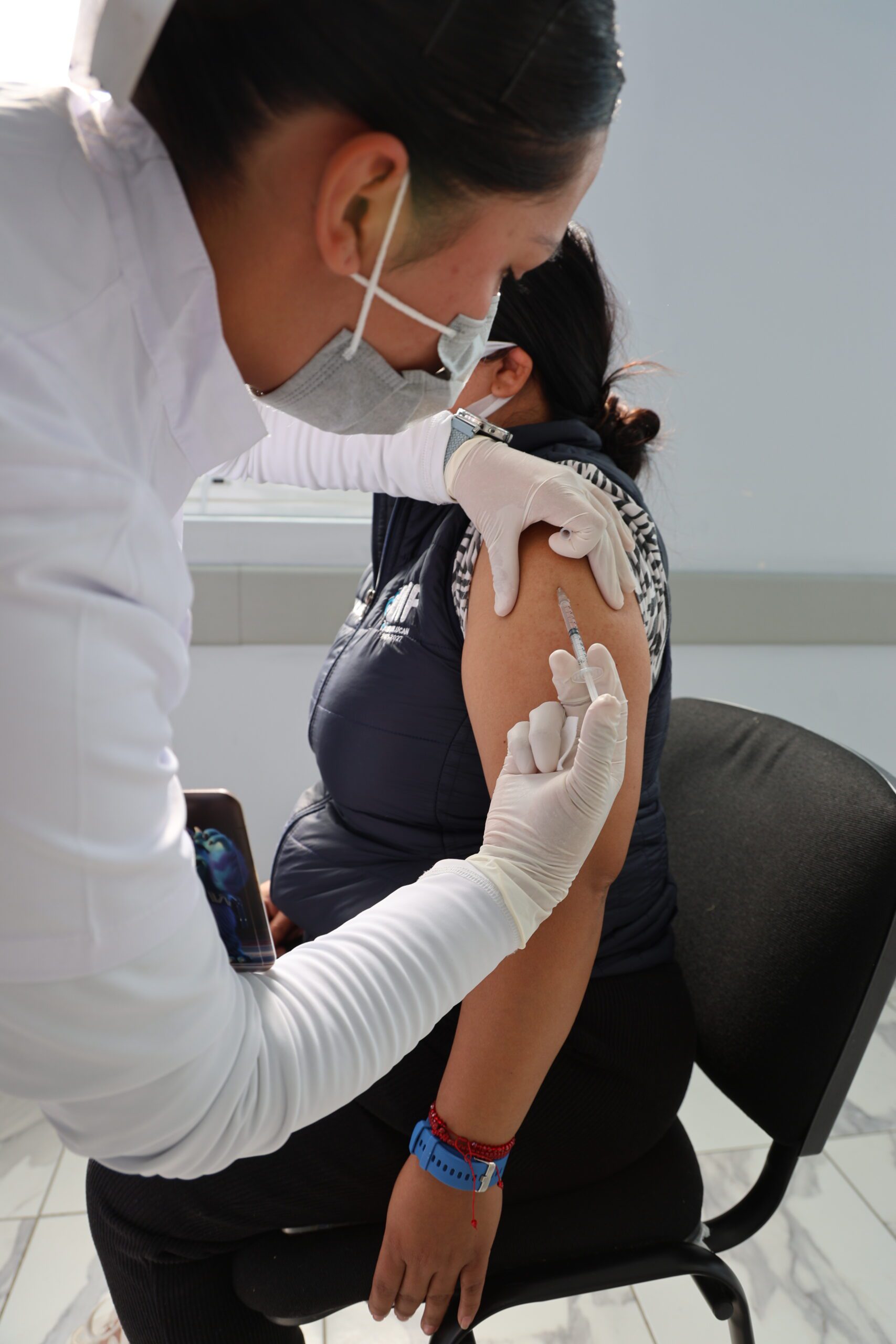 REALIZA HUIXQUILUCAN JORNADA DE VACUNACIÓN CONTRA EL SARAMPIÓN