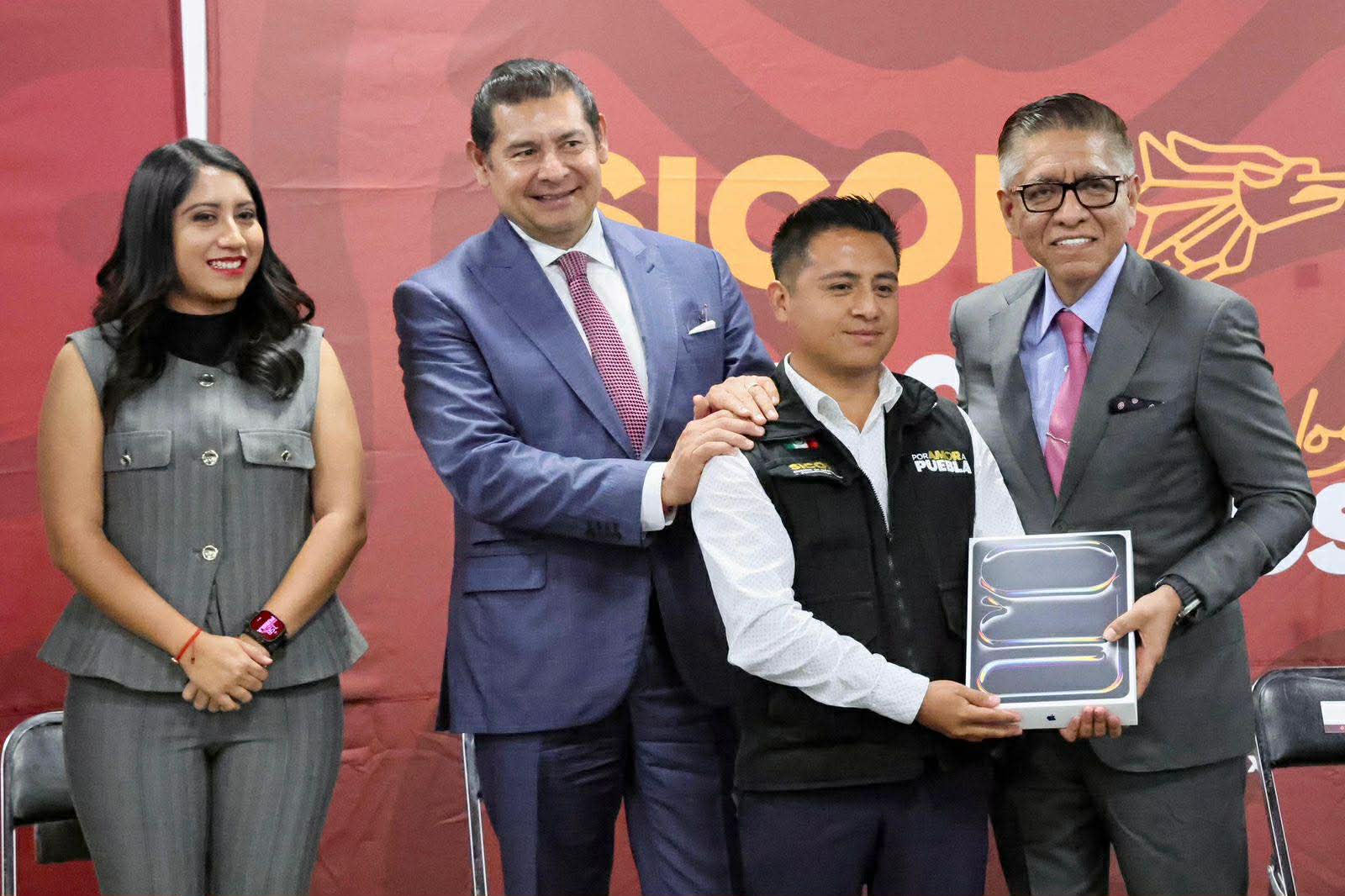 REFRENDA SICOM COMPROMISO DE INFORMAR CON LA VERDAD, ES EL DERECHO DE LAS AUDIENCIAS