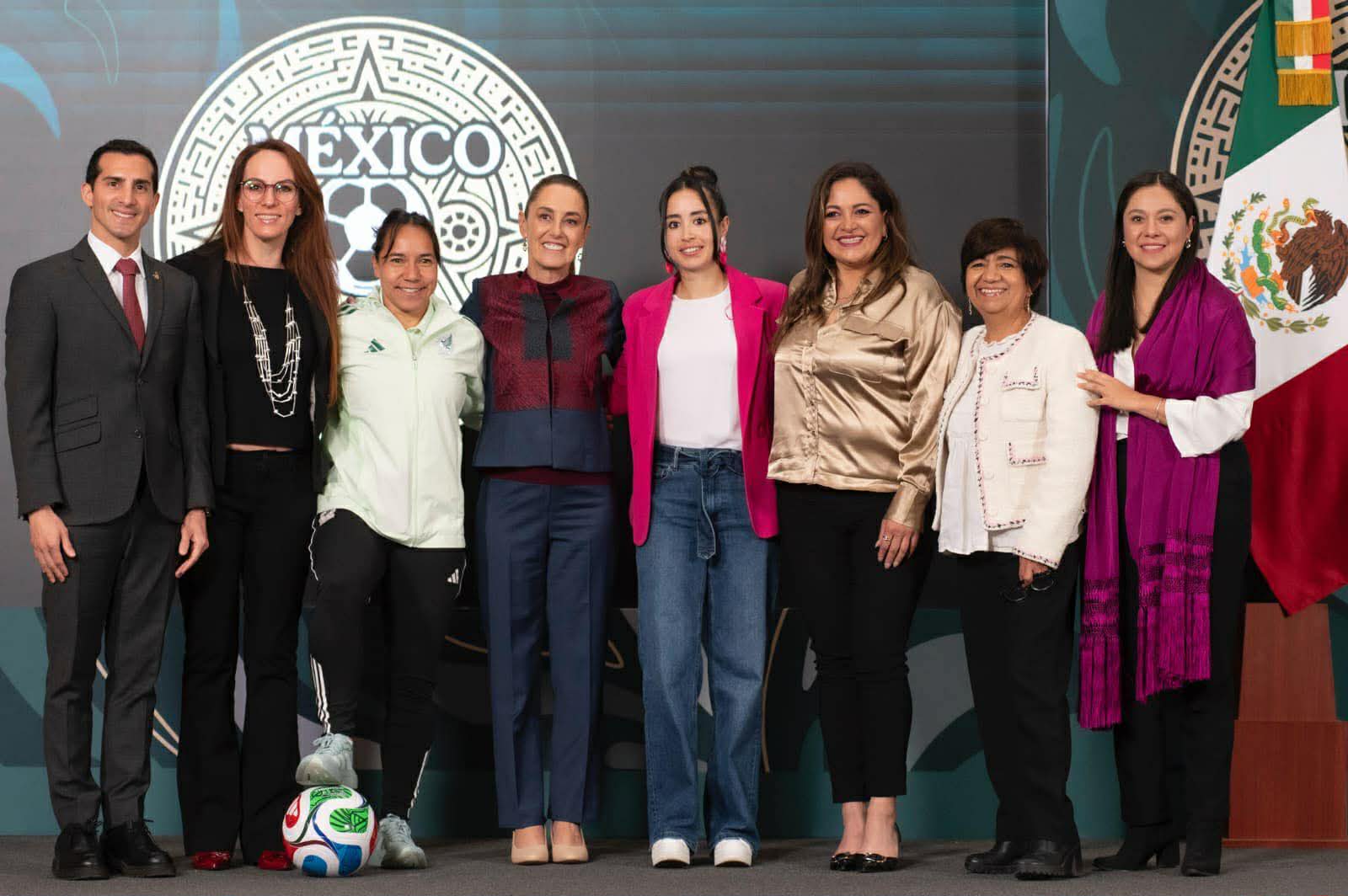 PRESENTA CLAUDIA SHEINBAUM CONCURSO ‘REPRESENTA A MÉXICO EN LA INAUGURACIÓN DEL MUNDIAL’; OBSEQUIARÁ BOLETO 00001 A UNA JOVEN DE 16 A 25 AÑOS