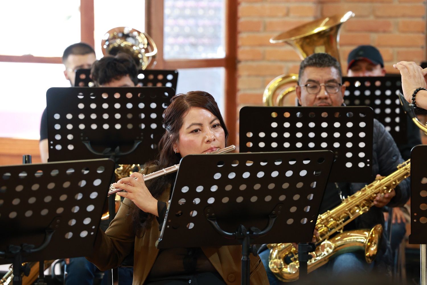 YANETH CRUZ: ORGULLO INDÍGENA HIDALGUENSE QUE LLEVARÁ SU MÚSICA AL PALACIO DE BELLAS ARTES