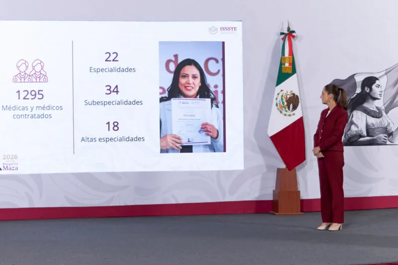 “CONTRATACIÓN DE MÁS DE 14 MIL MÉDICOS ESPECIALISTAS ESTE AÑO ES HISTÓRICA; FORTALECE LOS 3 SISTEMAS DE SALUD”: CLAUDIA SHEINBAUM