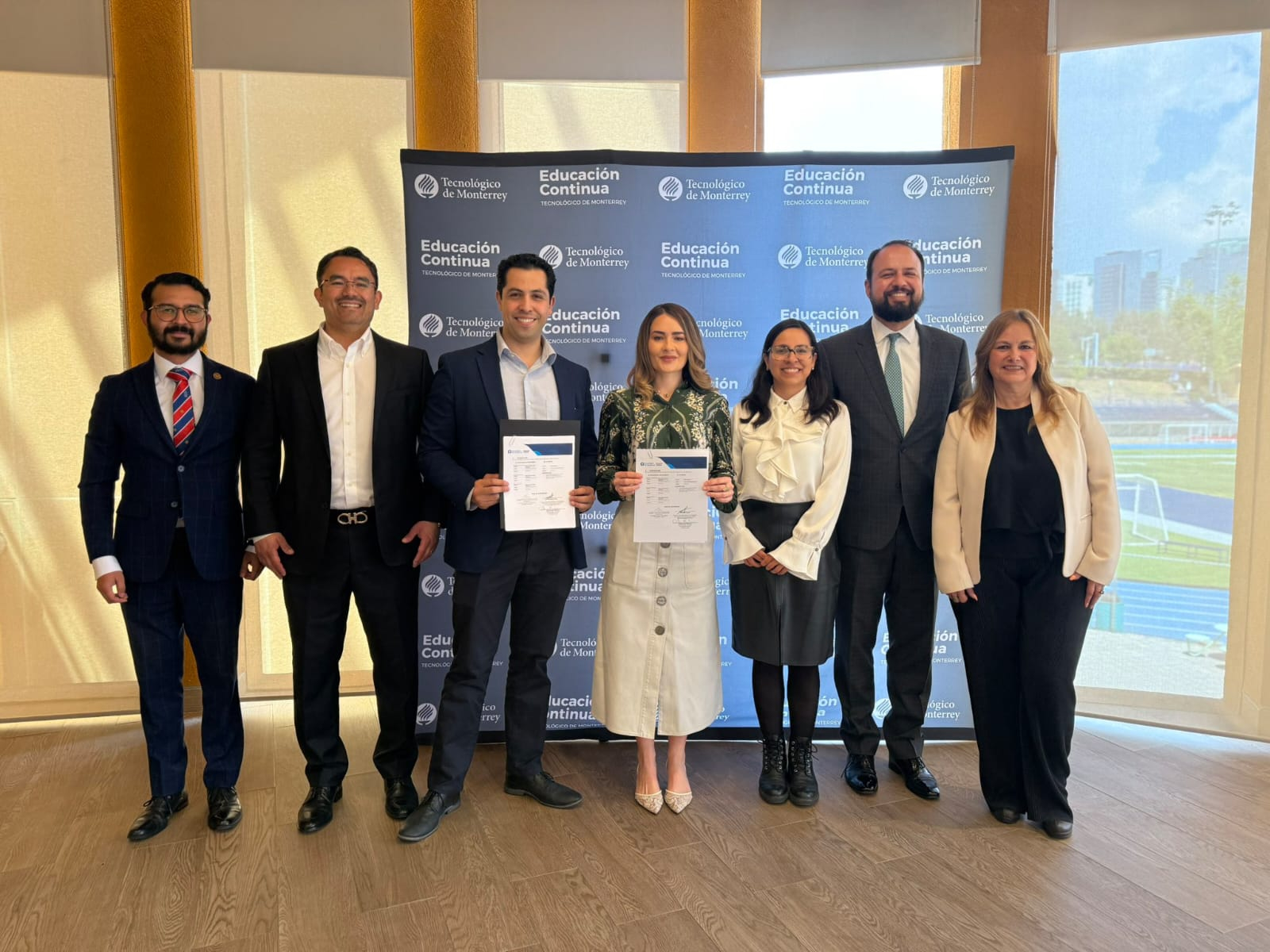 FIRMAN PRI Y TEC DE MONTERREY CONVENIO PARA IMPULSAR EL LIDERAZGO FEMENINO