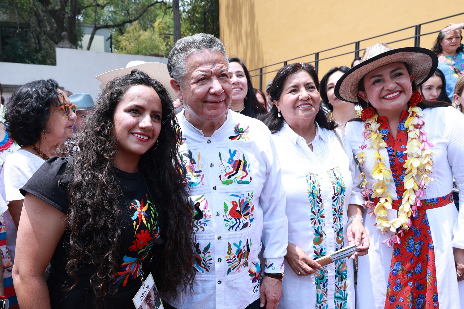TRADICIÓN, ARTE Y SABOR: CAUTIVA HIDALGO A MILES EN LOS PINOS