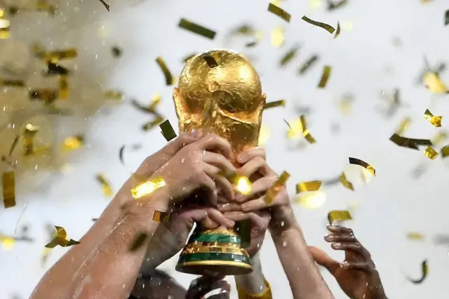 LA VORACIDAD DE LA FIFA