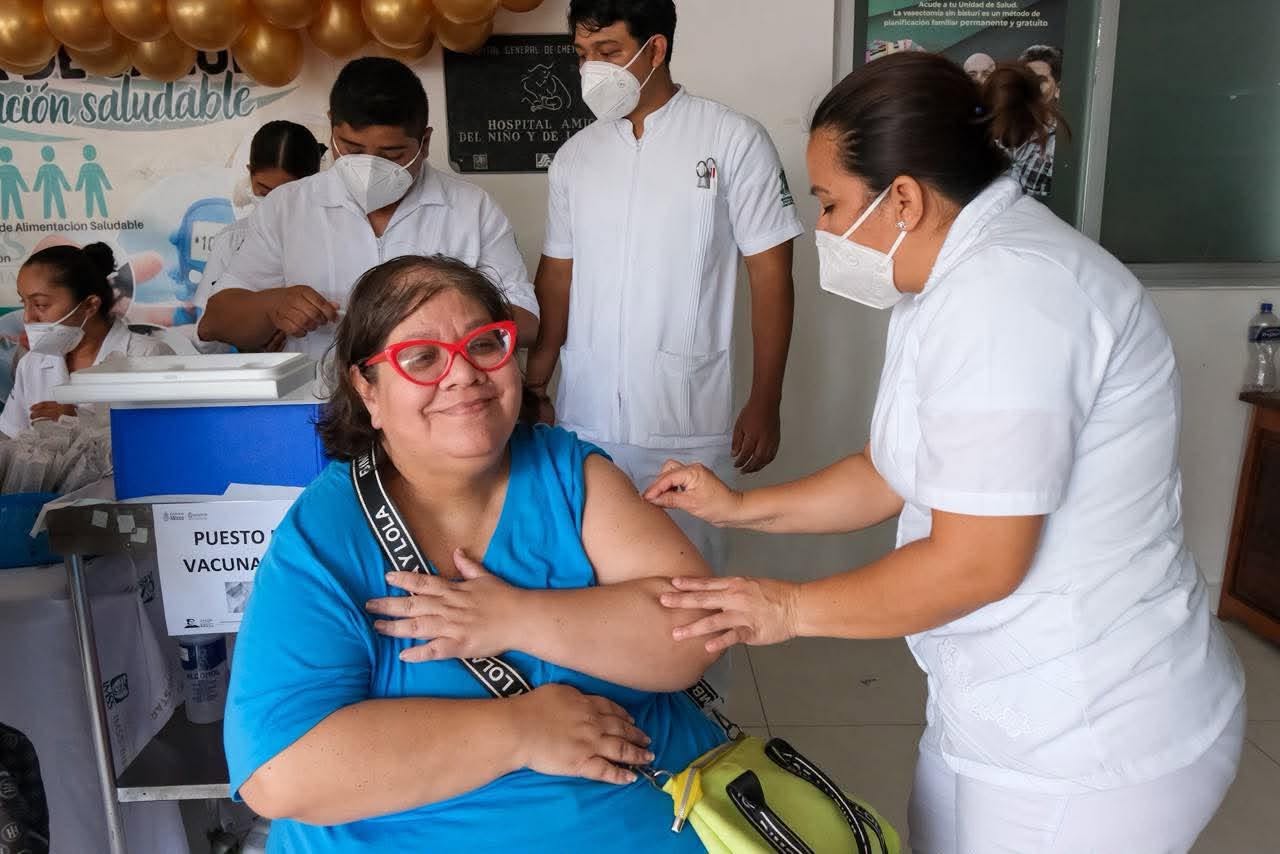 “QUINTANA ROO ALCANZA EL PRIMER LUGAR NACIONAL EN VACUNACIÓN Y SUPERA LA META PROGRAMADA”: MARA LEZAMA