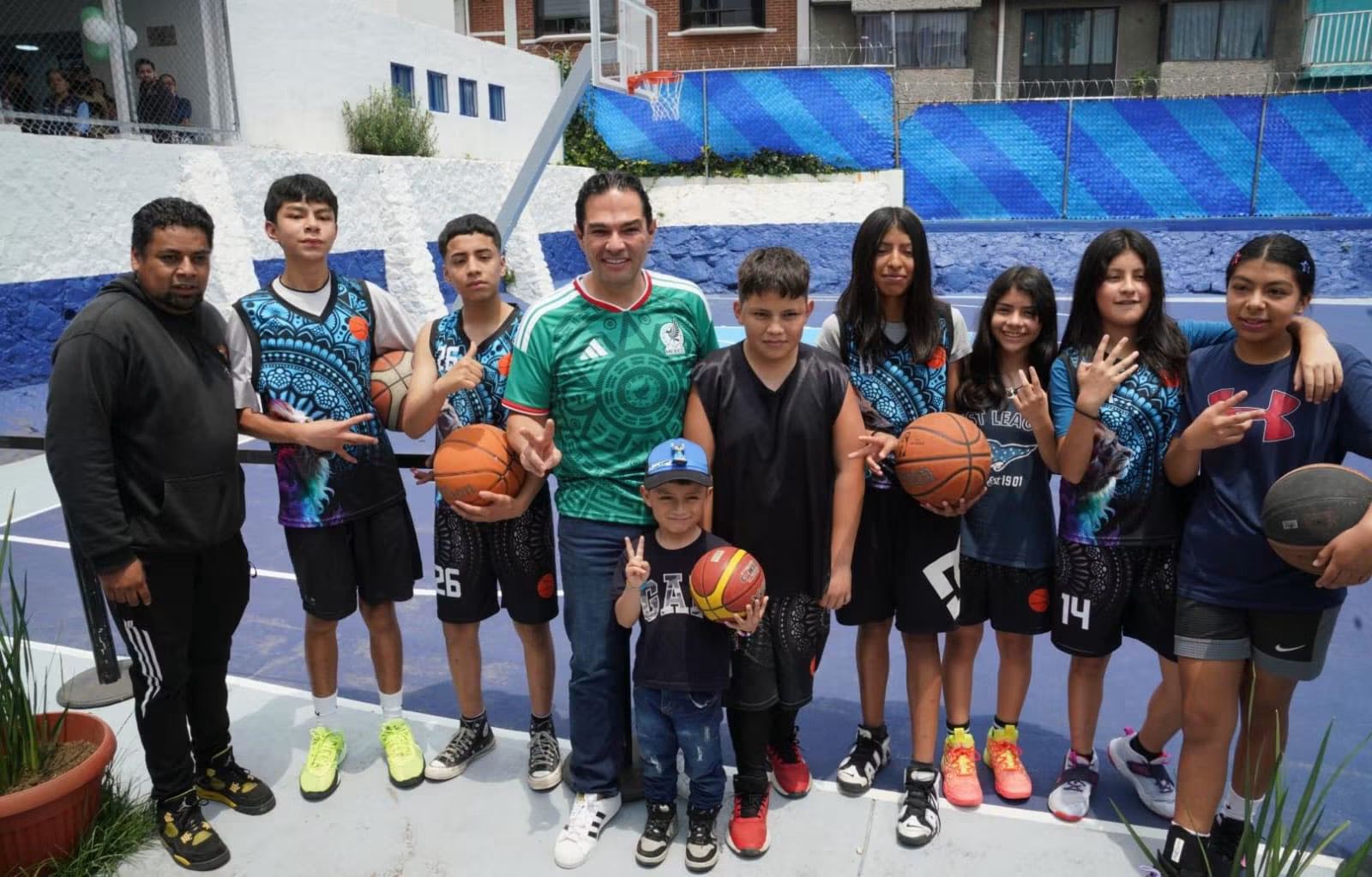 PIDE ENRIQUE VARGAS HACER OBLIGATORIOS LOS APOYOS A DEPORTISTAS QUE PARTICIPEN EN JUSTAS INTERNACIONALES
