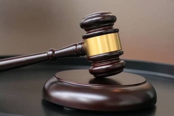 SUSPENDEN A JUEZ FEDERAL POR POSIBLES IRREGULARIDADES EN UN CASO DE PRISIÓN PREVENTIVA